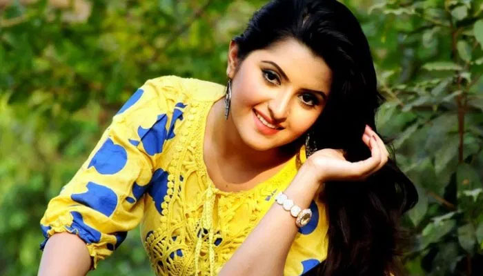 পুলিশ কর্মকর্তার সঙ্গে ফাঁস হওয়া ভিডিও নিয়ে যা বললেন পরীমনি